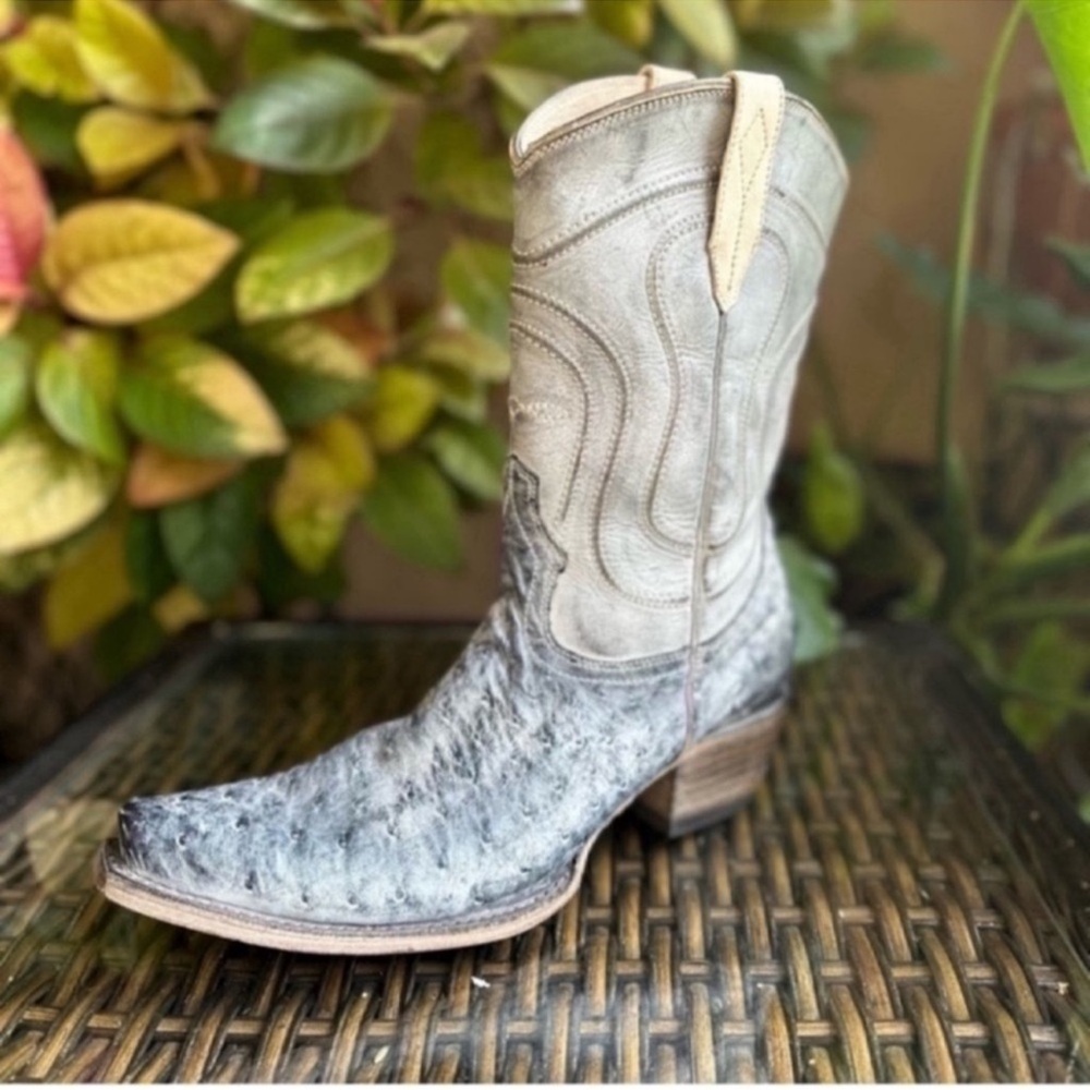 Freebird Gray and Tan Heeled Boots